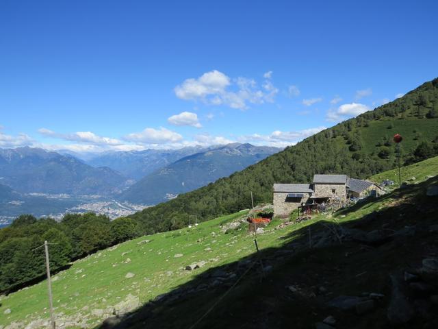 wir haben die Kapelle von Sant' Anna hinter uns gelassen und sind zur Alpe Cedullo gewandert