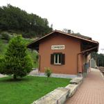 beim kleinen Bahnhof der Centovallibahn in Camedo