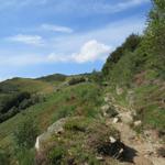 vorbei an Casone 1284 m.ü.M. geht es über einen schönen Wanderweg weiter leicht aufwärts