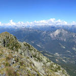 super schönes Breitbildfoto mit Blick in die Tessiner Alpen