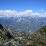 Blick in das Centovalli und zum Pizzo Ruscada. Dort oben waren wir auch schon