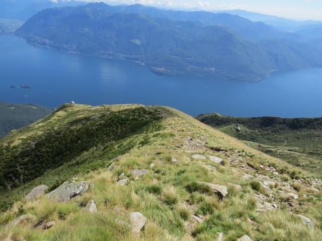 wir haben den Fumadiga mit seiner traumhafter Aussicht hinter uns gelassen und wandern abwärts zur Capanna Al Legn