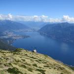 Blick zur Capanna Al Legn und auf den Lago Maggiore