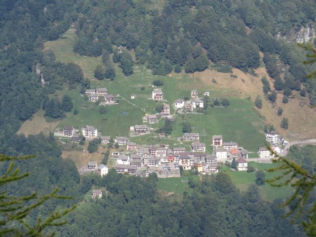 Blick auf Spruga im Valle Onsernone