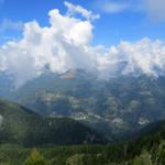 schönes Breitbildfoto mit Blick ins Valle Onsernone