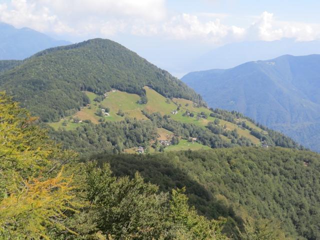 beim Pizzin mit Blick zu der Alp Monte Comino