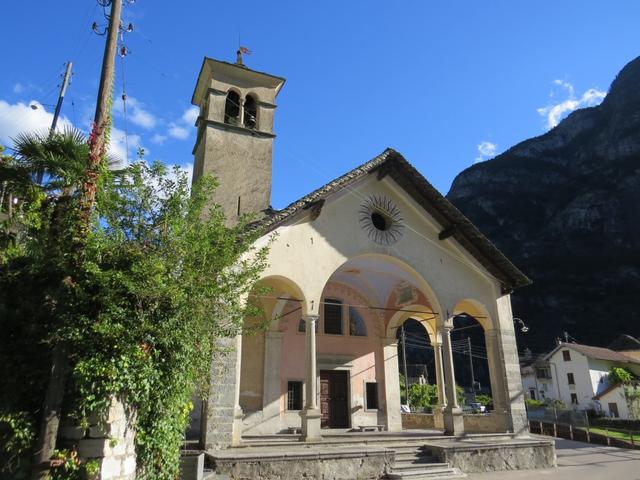 vorbei an der Kirche Santa Maria del Ponte alla Rovana