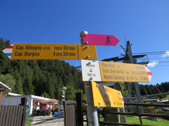 Wegweiser bei Mornera 1347 m.ü.M. unsere heutige Wanderung führt uns auf den Gaggio