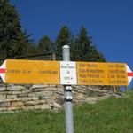 Wegweiser bei der Bergstation auf Monti di Saurù 1328 m.ü.M. unsere heutige Bergtour wird uns auf den Pizzo di Claro führen