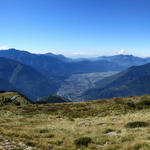 sehr schönes Breitbildfoto von der Alp di Brogoldone aus gesehen