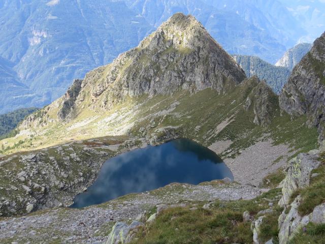 Blick auf die schöne Mulde beim Lago di Canee