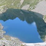 Blick auf den Lago di Canee. Auf ca. 2400 m biegt der Weg nun in einer Linkskurve vom Lago di Canee weg