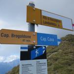 Wegweiser beim Passo di Mem 2191 m.ü.M. Der Pizzo di Claro wird hier nicht erwähnt!