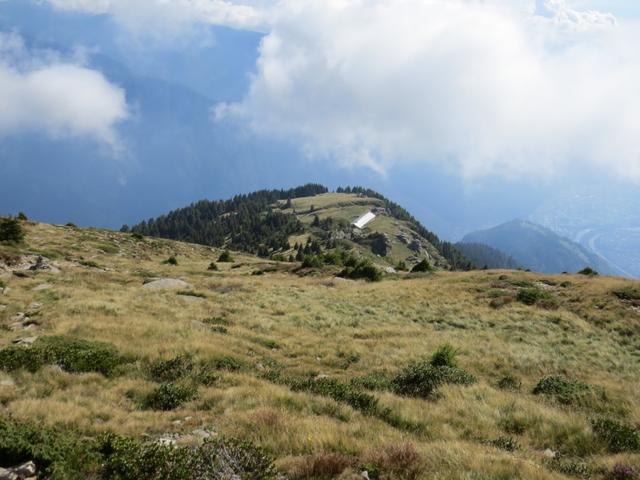 Blick hinunter zur Capanna Brogoldone