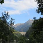 Blick zur Staumauer vom Lago del Sambuco