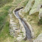 aufwendige Konstruktionen waren nötig um das Wasser ins Tal hinunter zu führen