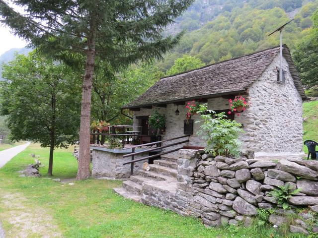 schöne Rustici am Wegesrand