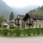 wir haben Sonogno erreicht. Sonogno ist im Kreuzpunkt von 3 Täler: Val Vergornès, Val Redòrta und Valle Verzasca