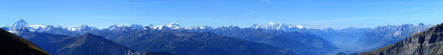 super schönes Breitbildfoto. Links La Dent Blanche, Mitte Le Grand Combin, Rechts Monte Rosa