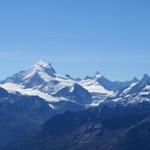 Blick auf Bishorn, Weisshorn, Zinalrothorn und Matterhorn