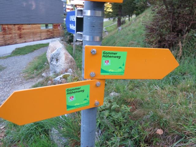 hier endet auch der Gommer Höhenweg. Dieser Höhenweg möchten wir irgendwann auch gerne unter die Füsse nehmen