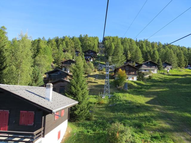 schwebend verlassen wir Bellwald und fahren hinauf nach Flesche