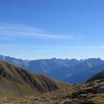 Blick Richtung Goms, Furkapass und ganz links der Galenstock