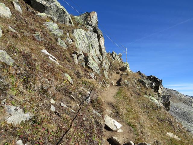 auf den letzten Meter kurz vor dem Gipfel ist der Weg ein bisschen ausgesetzt aber gut gesichert