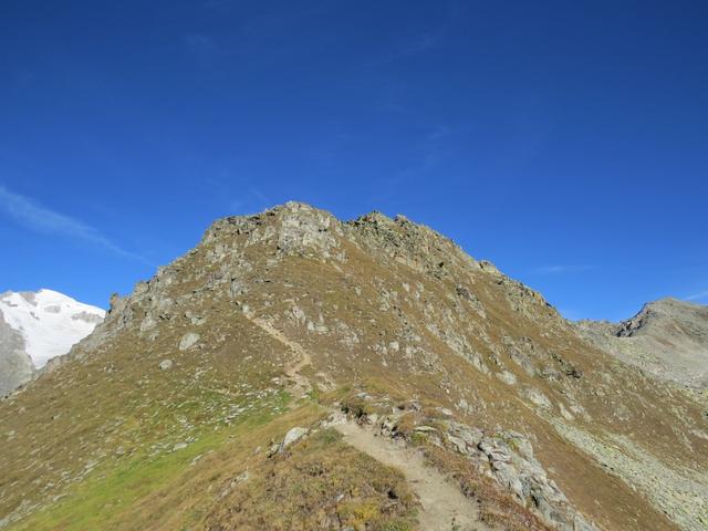 Blick zurück und hinauf zum Risihorn