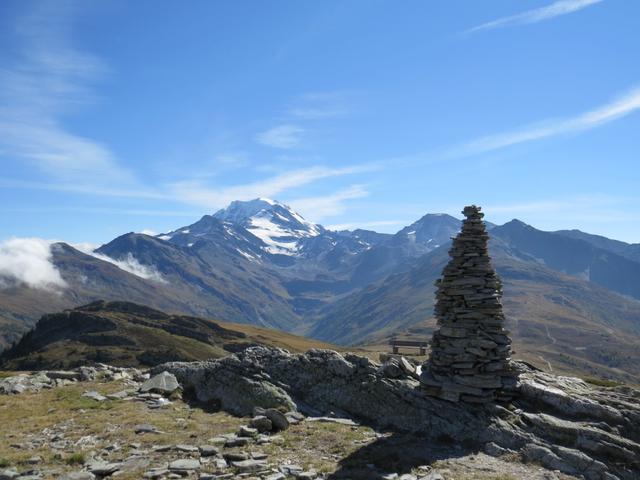 der Gibidum bietet eine prächtige Aussicht. Hier mit Blick zum Fletschhorn