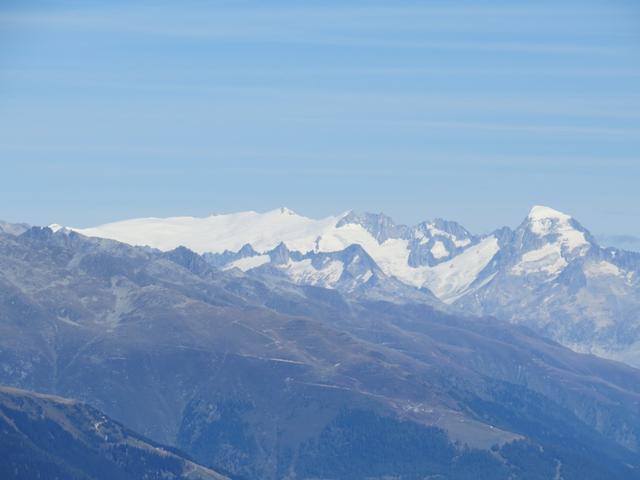 Blick zum Galenstock, Dammastock und Triftgletscher