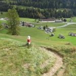 Blick auf Frauenkirch im Landwassertal. Eine schöne Wanderung geht zu Ende. Zum Glück hat es nicht geregnet