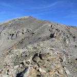 der Bergweg führt nun alles am Grat entlang hinauf zum Piz Minschun