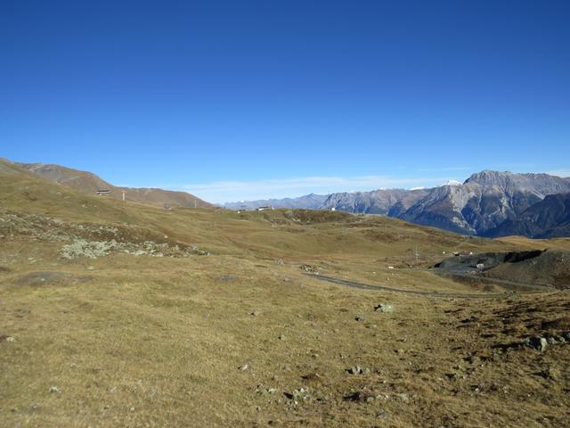 Blick auf das Skigebiet von Naluns bei Punkt 2433 m.ü.M.