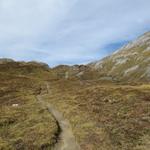 bei Punkt 2110 m.ü.M. biegt der Wanderweg ein bisschen in den Schiatobel hinein