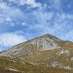 Blick hinauf zum Gross Schiahorn. Noch vor kurzem waren wir dort oben