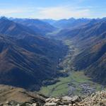 Blick auf Zernez und das Oberengadin