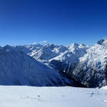 was für ein traumhaftes Breitbildfoto! Piz Kesch, Tschimas da Tisch, Piz Üertsch und der Piz Ela