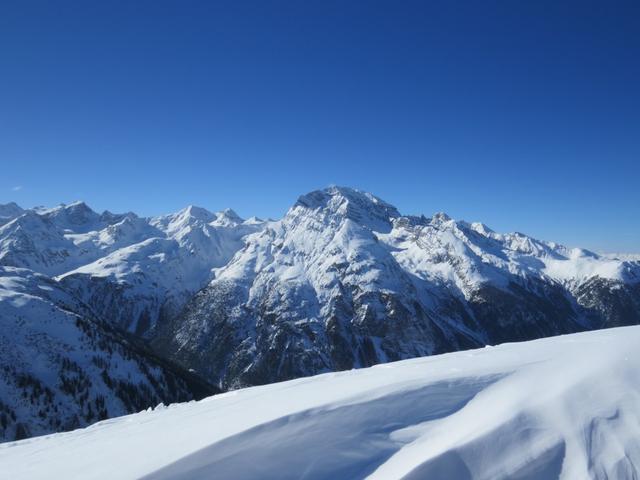 Blick auf den Piz Ela