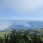 Blick hinunter zum Zugersee