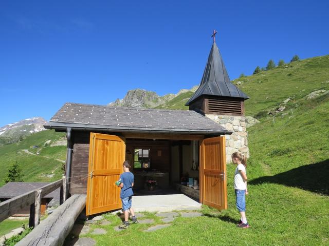 bei der kleinen Kapelle von Weritzalp