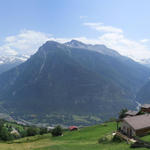 sehr schönes Breitbilfoto mit Blick auf das Rhonetal. Bei Breitbildfotos immer noch zusätzlich auf Vollgrösse klicken