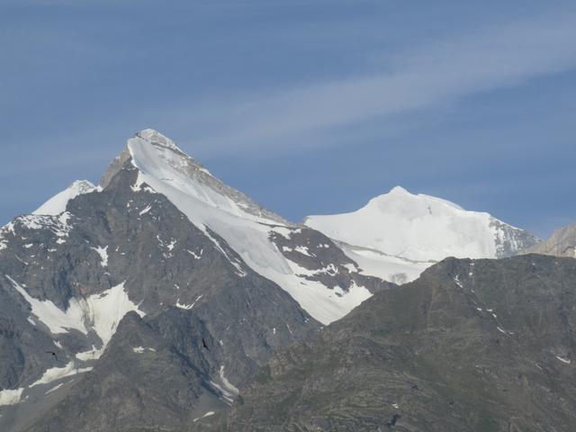 Blick zum Gipfel vom Weisshorn ganz links, Brunegghorn und Bishorn