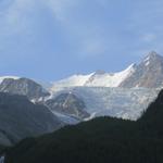 Blick Richtung Balfrin, Riedgletscher, Nadelhorn, Hobärghorn und Dirruhorn