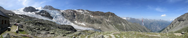 super schönes Breitbildfoto von der Bordierhütte aus aufgenommen