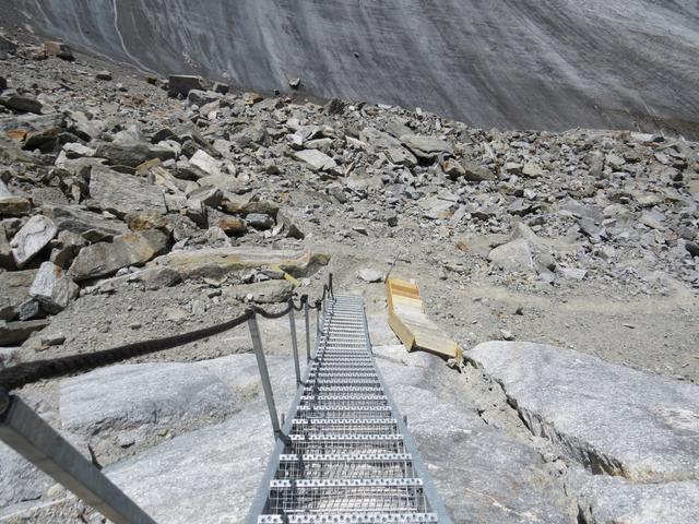 wie wir gekommen sind, geht es wieder zum Riedgletscher zurück