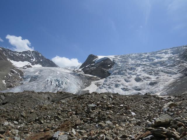 Blick zurück auf eine Welt von Eis und Stein