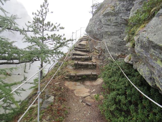 der Weg ist aber sehr gut erstellt und gesichert