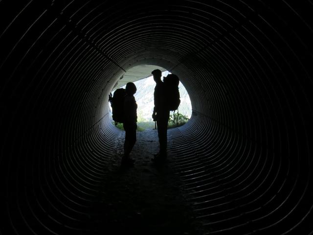 und Tunnels