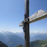 schönes Gipfelkreuz auf dem Foggenhorn